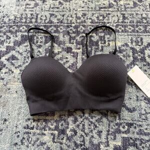 New With Tags Black Ribbed Medium Support Sports Bra Workout Activewear- Size S